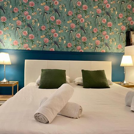Elegant Triplex - Tour Eiffel Invalides Apartment Paris Luaran gambar