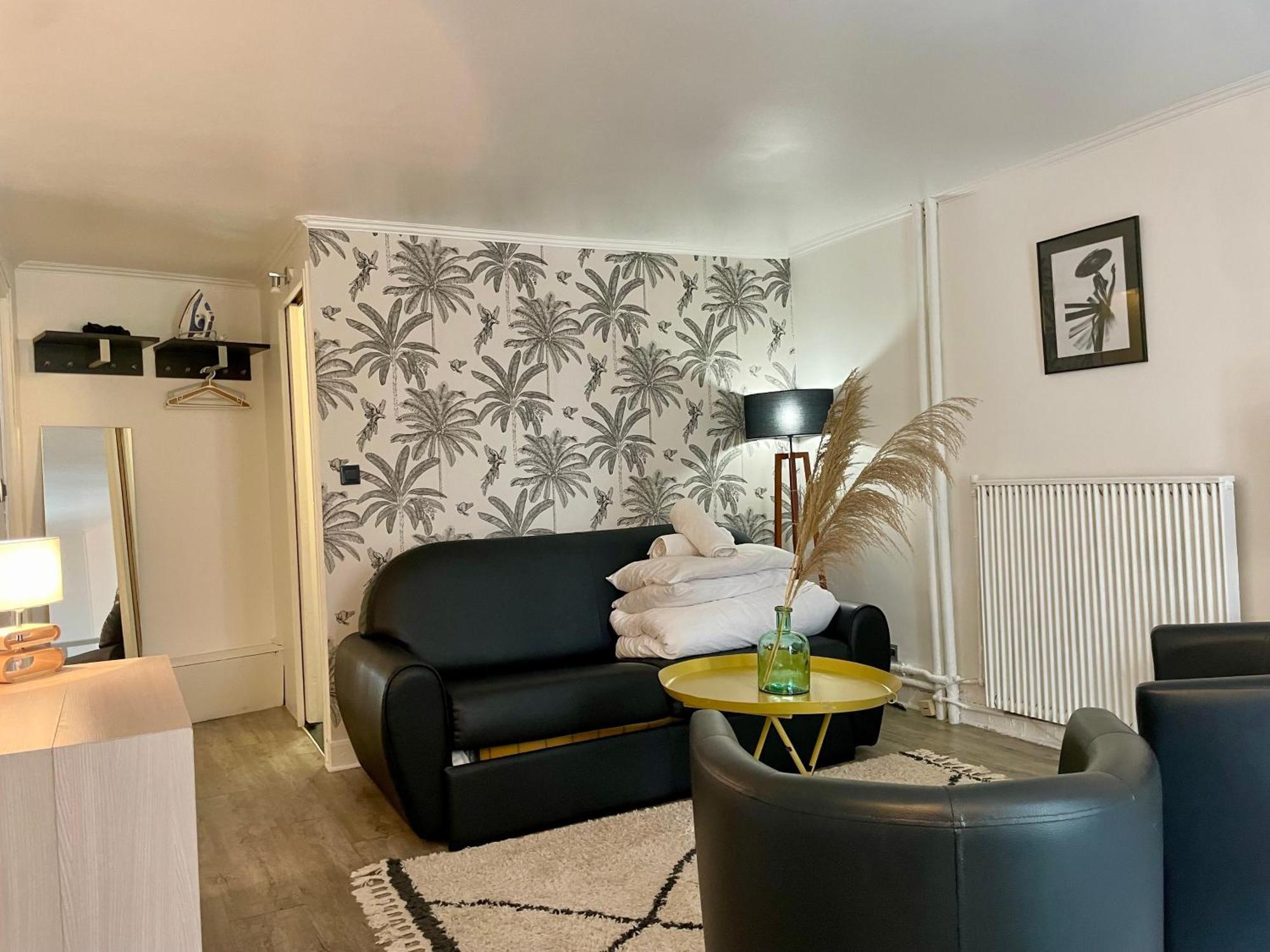 Elegant Triplex - Tour Eiffel Invalides Apartment Paris Luaran gambar